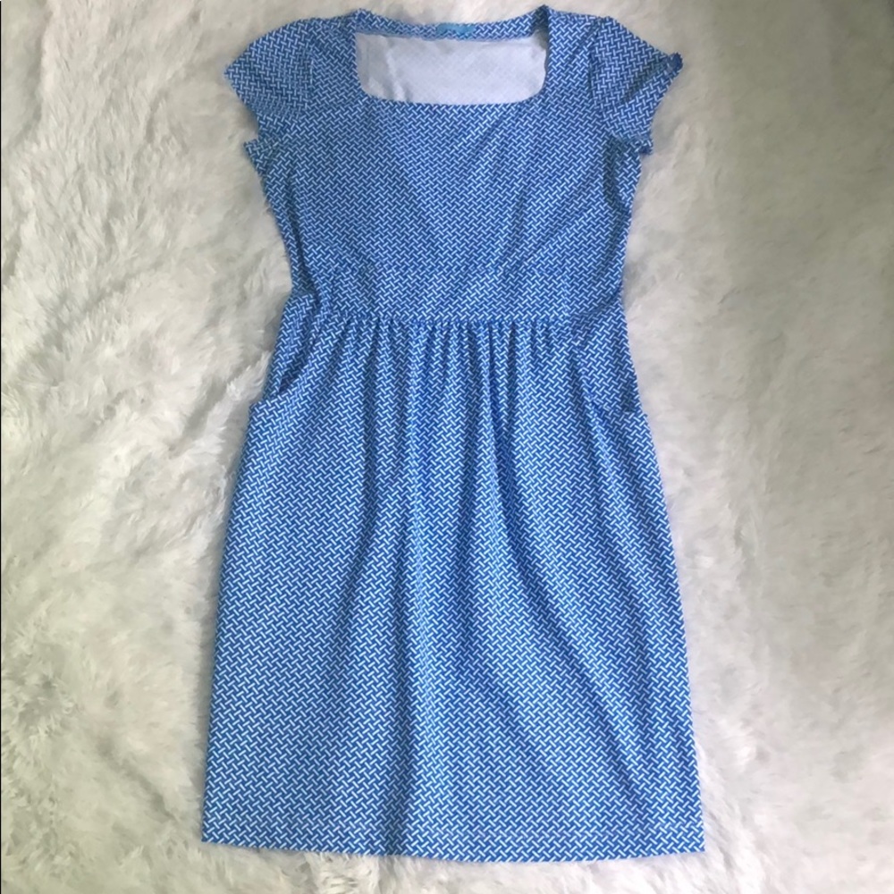 J. McLaughlin blue & white sleeveless dress 🤍💙